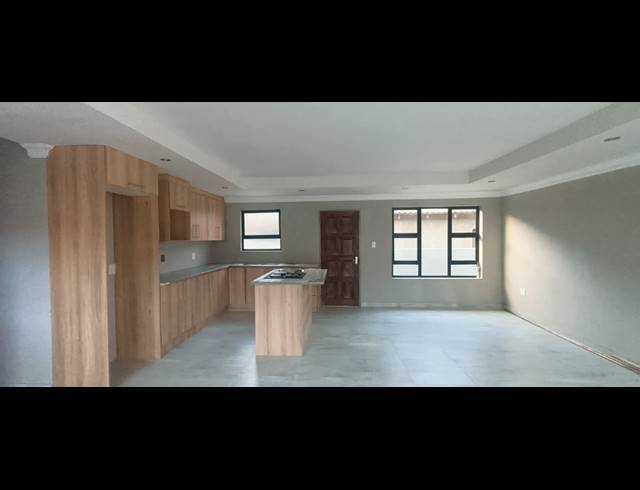 3 BEDROOM HOUSE FOR SALE IN MUNSIEVILLE SOUTH